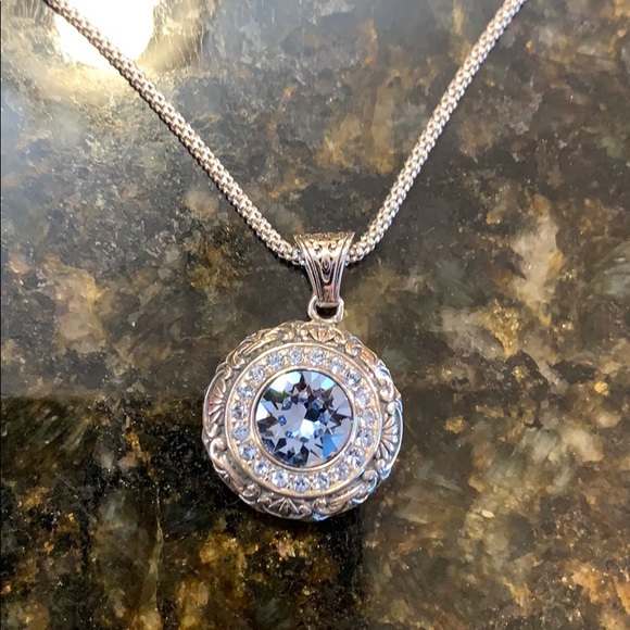 Ava Ro | Jewelry | Beautiful Pendant 
